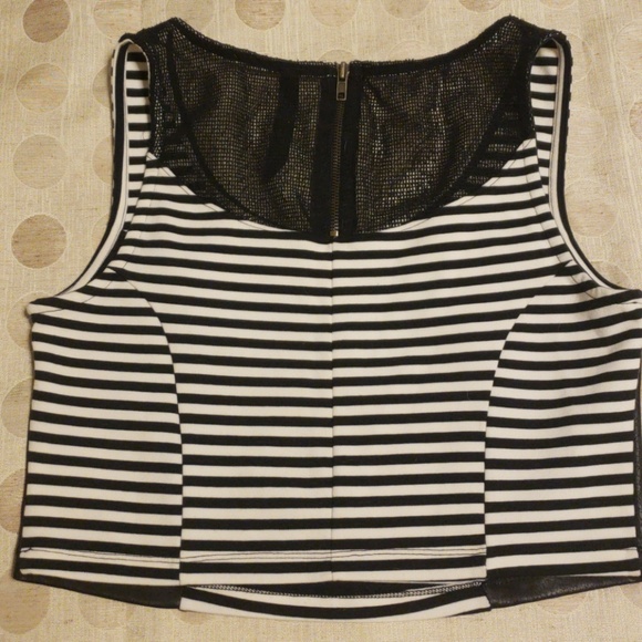 JESSICA SIMPSON CROP TOP - Picture 5 of 5